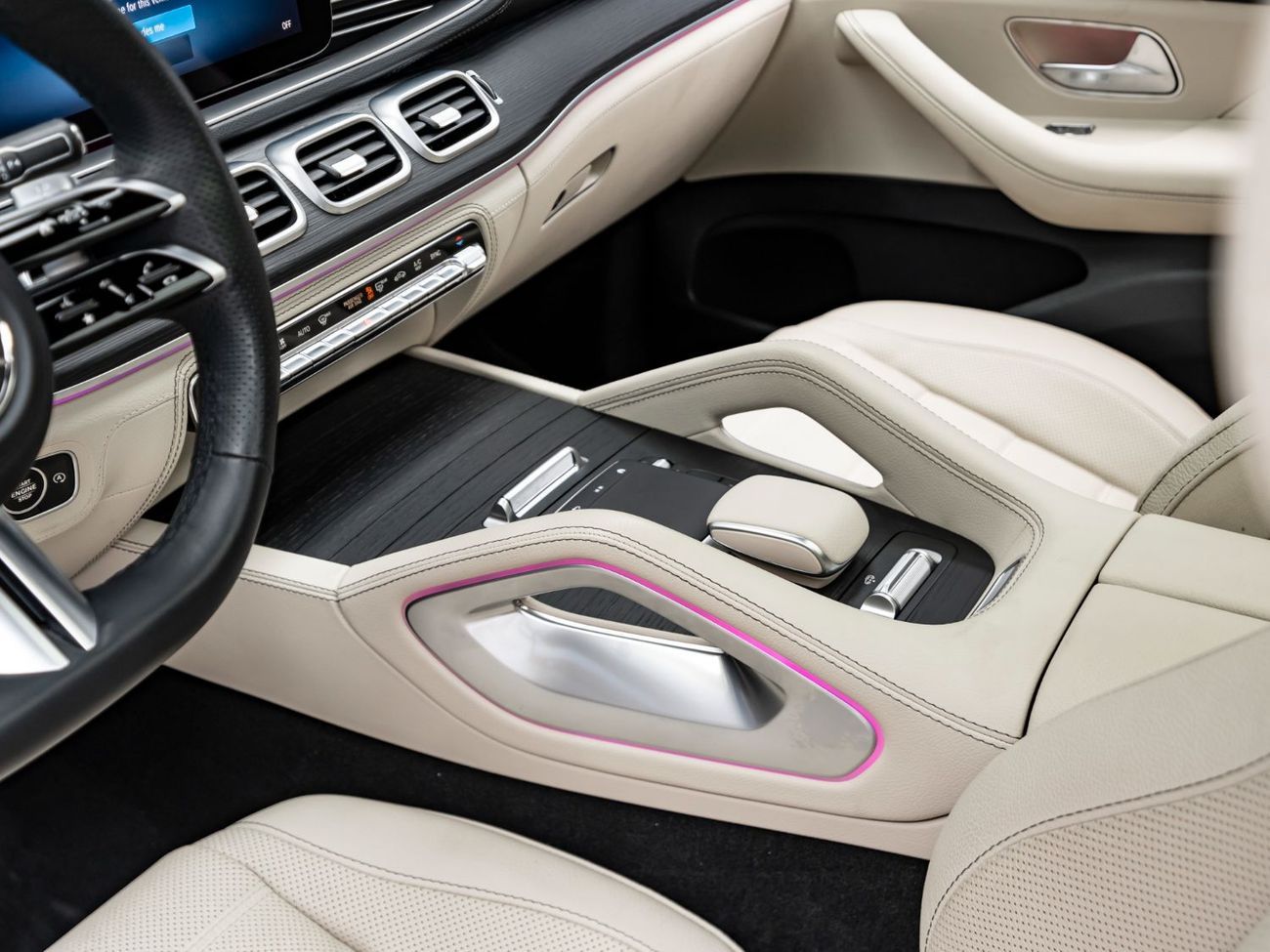 مرسيدس بنز GLS 450 Premium + 3.0L (389 HP)