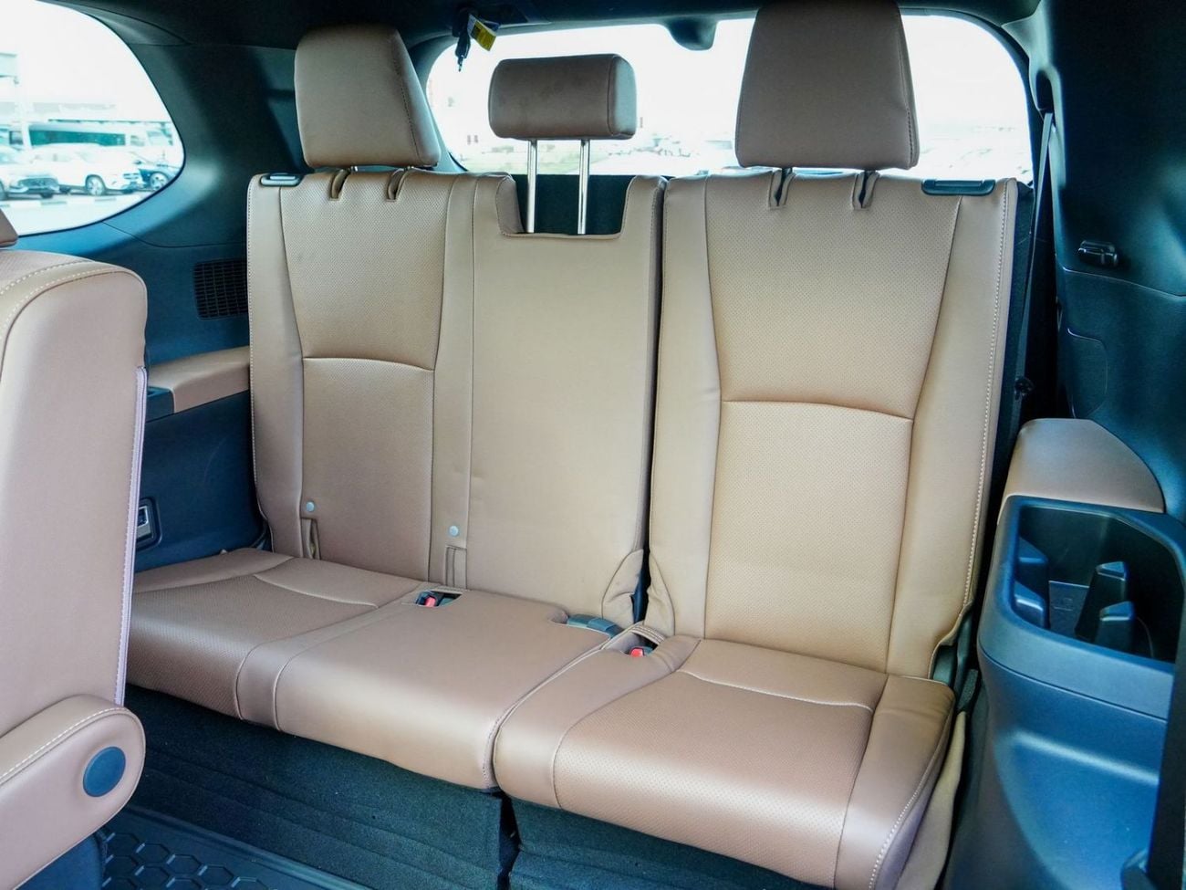 تويوتا جراند هايلاندر 2026 TOYOTA GRAND HIGHLANDER PLATINUM HYBRID-MAX 7-SEATS BRAND NEW 0KM