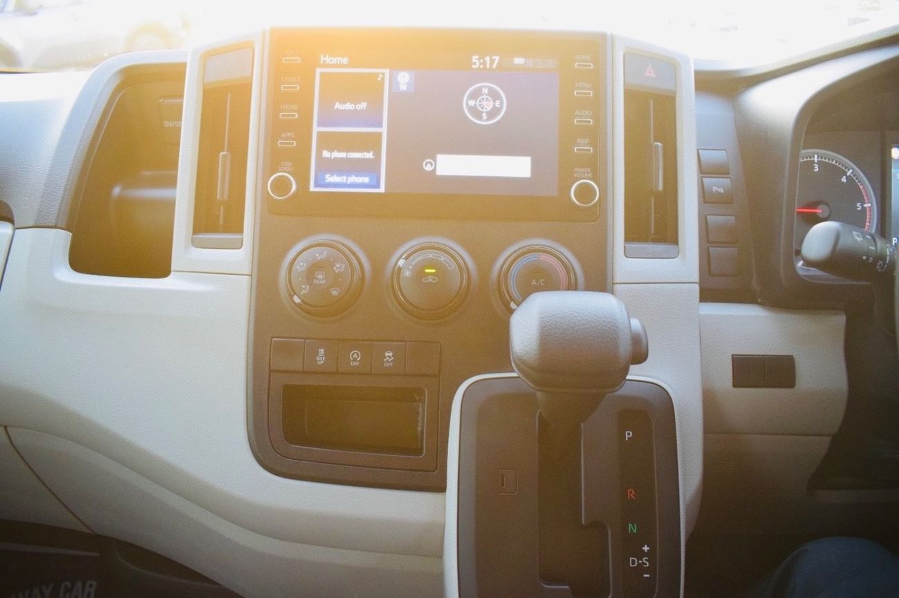 تويوتا هاياس Toyota hiace 2021 diesel 2.8 RHD