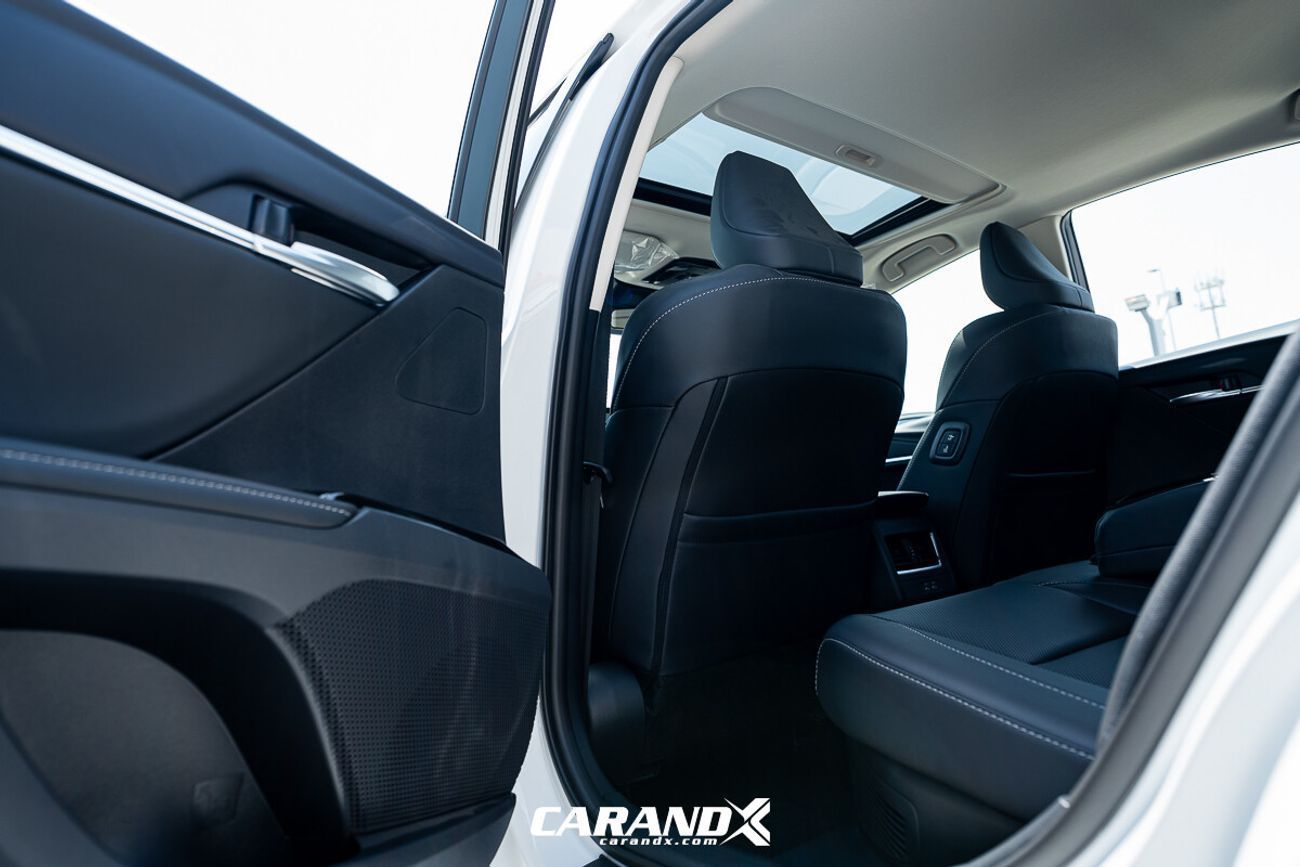 تويوتا كامري Hybrid 2.0HGVP Luxury Edition 2025