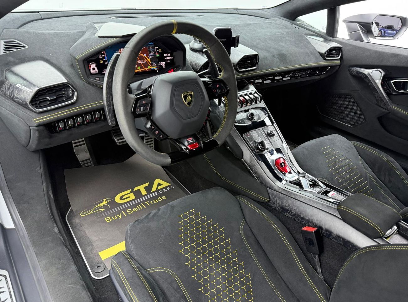 Lamborghini Huracan 2018 Lamborghini Huracan Performante, Warranty, Full Service History, Very Low Km, Fully Loaded, GCC