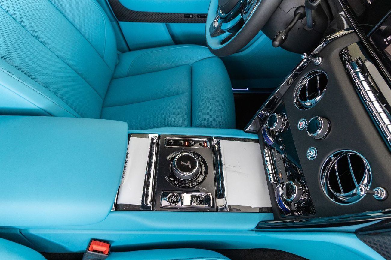 رولز رويس كولينان Rolls Royce Cullinan Black Badge | 2025