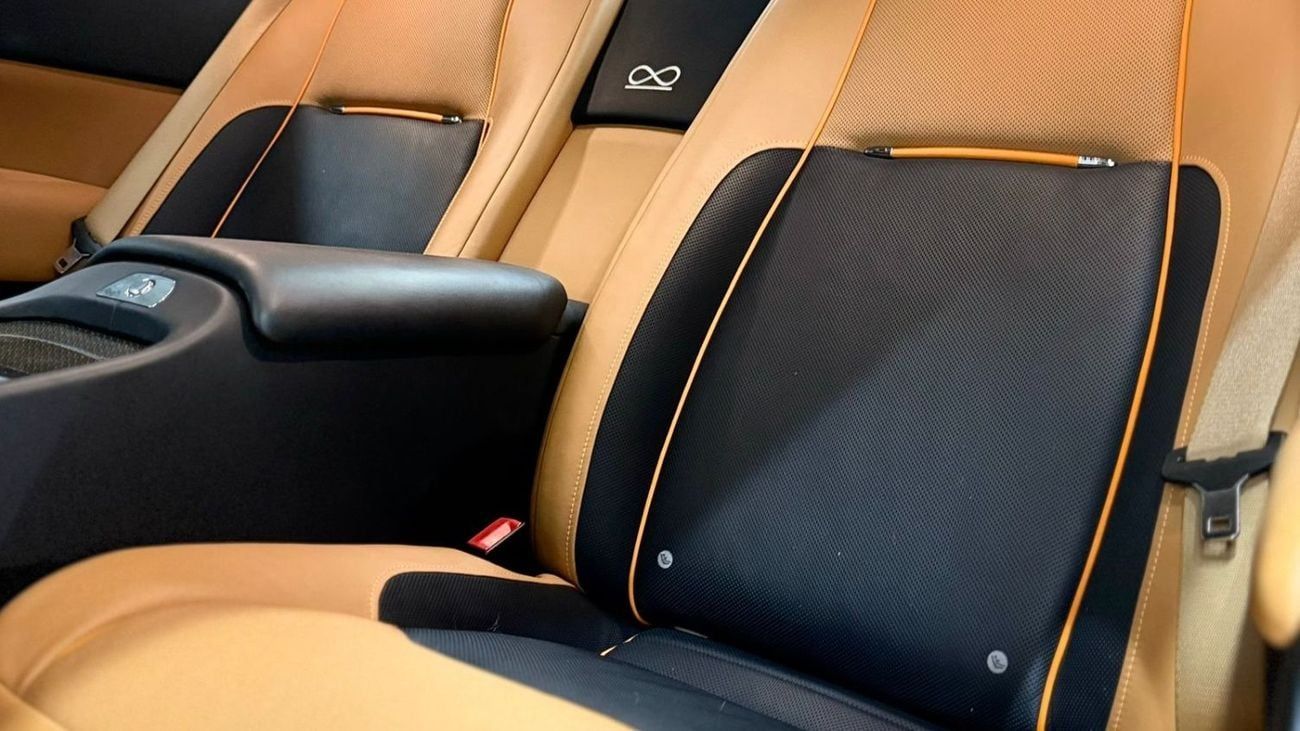 Rolls Royce Wraith Black Badge | GCC Specs | Impeccable Condition | Full Service History