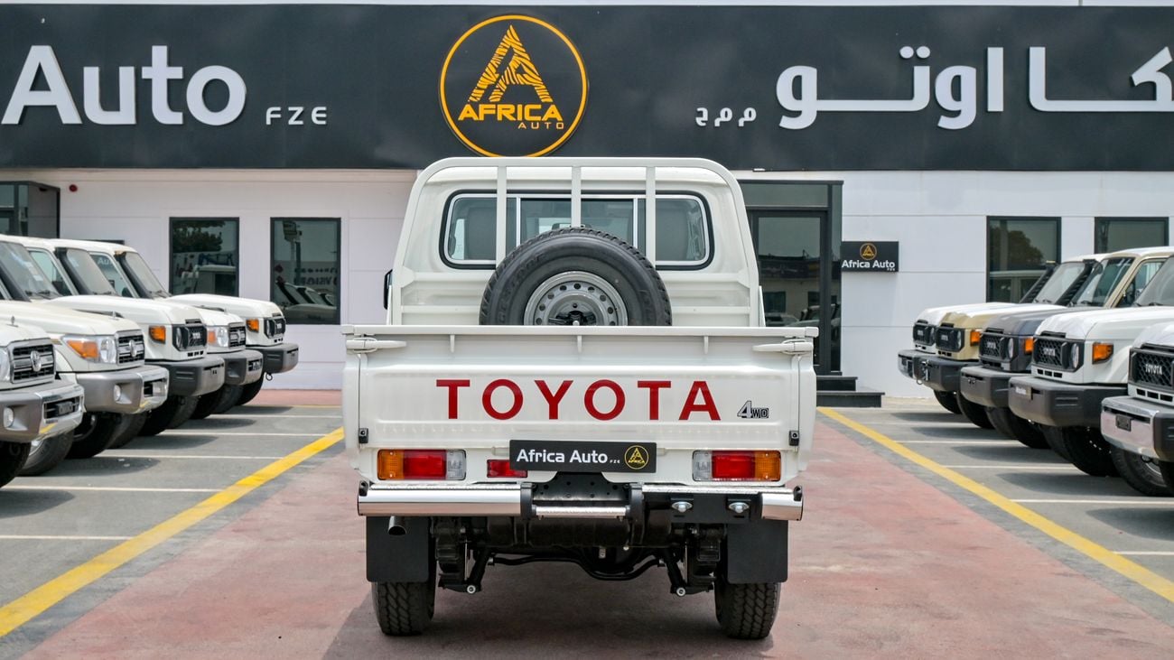 Toyota Land Cruiser Pick Up LC 79 DC 2.8L YM 2024