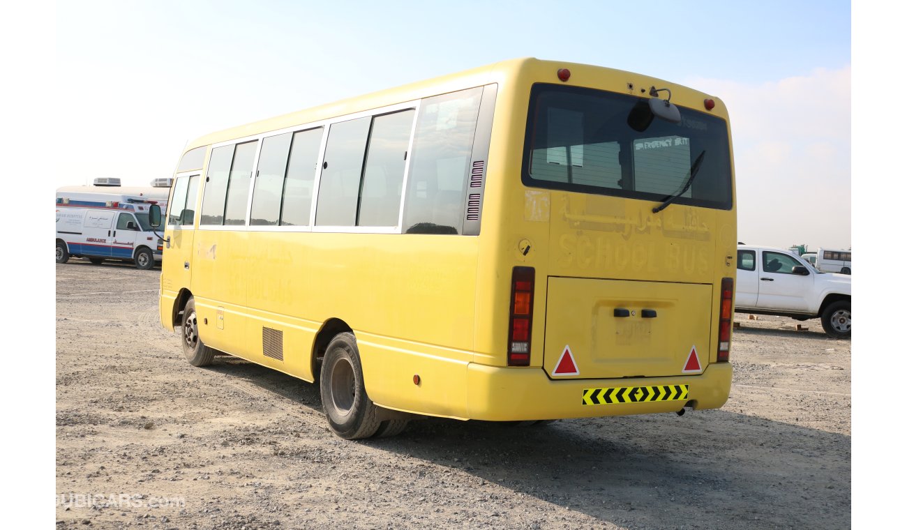 نيسان سيفيليان DIESEL 26 SEATER BUS