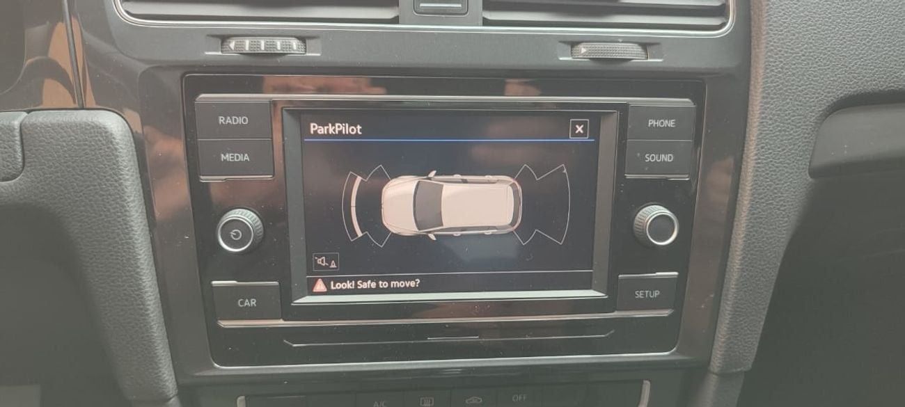 Volkswagen Golf S 1.2L