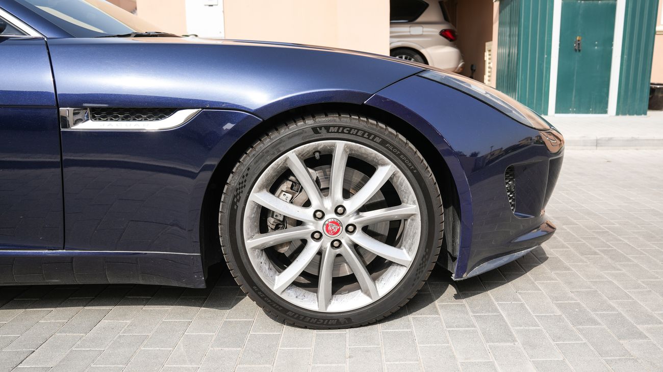 جاكوار F Type STD