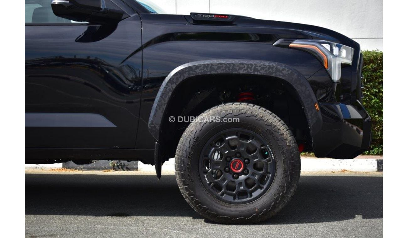 تويوتا تاندرا Crew Max Limited TRD PRO Hybrid V6 3.5L 4WD 5-Seater Automatic