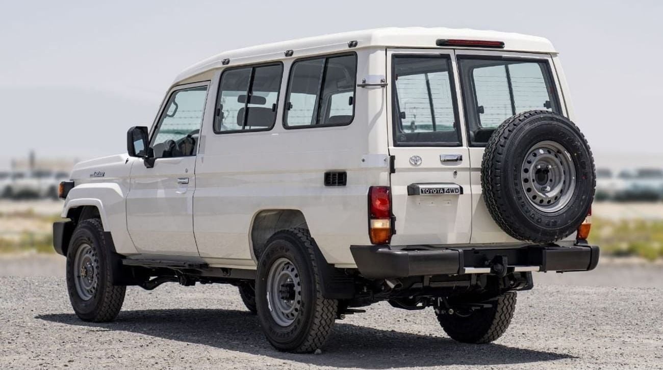 Toyota Land Cruiser 70 LC 78 HARDTOP 2.8L AT Land Cruiser Hard Top 3door 2.8L diesel AT full option MY2024