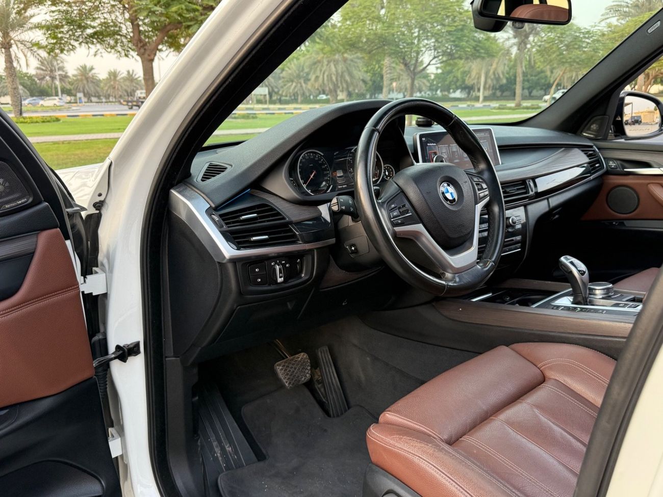 BMW X5 35i Exclusive 3.0L (5 Seater)