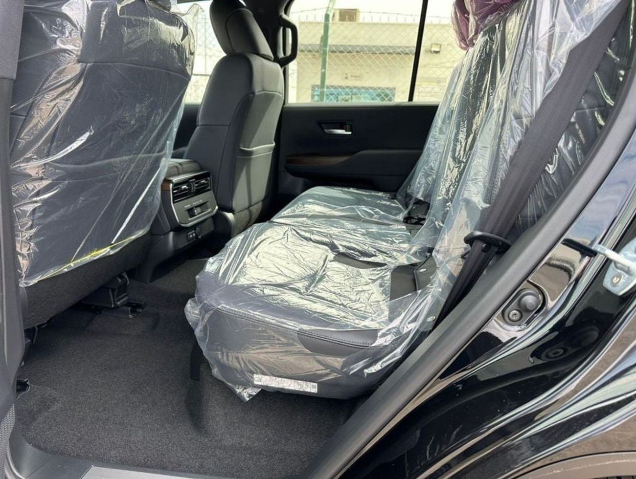 تويوتا لاند كروزر 2025 Toyota Land Cruiser GXR 4.0L AT Petrol (Mid Option)