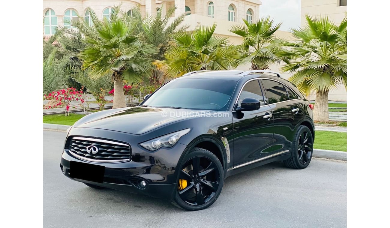 Infiniti FX50 INFINITI FX50 || GCC || 5.0 V8 || VERY WELL MAINTAINED