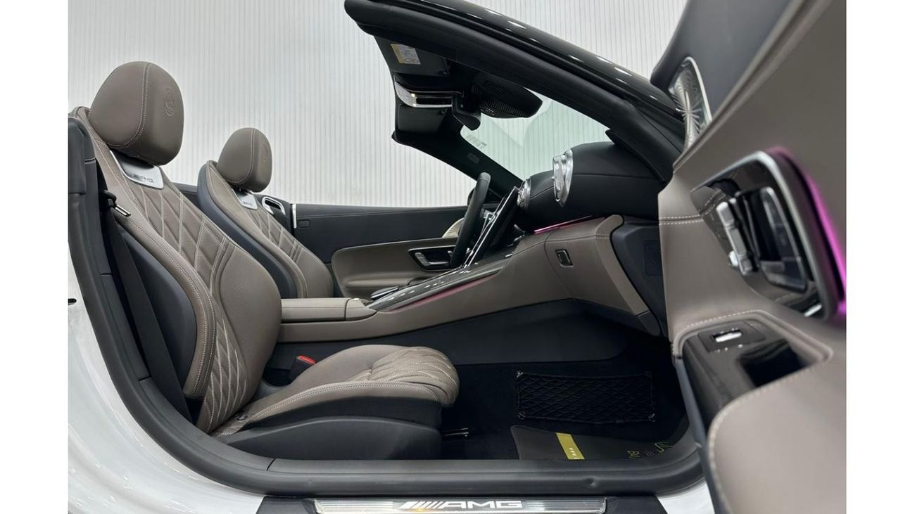 مرسيدس بنز SL 55 AMG 2022 Mercedes Benz SL55 AMG 4MATIC+, August 2028 Mercedes Warranty, Full Options, Low Kms, GCC