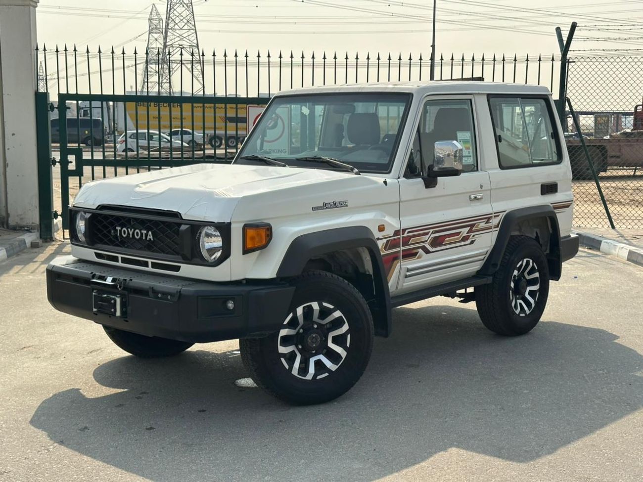 تويوتا لاند كروزر 70 LAND CRUISER LC71-Z 2.8 A/T DSL