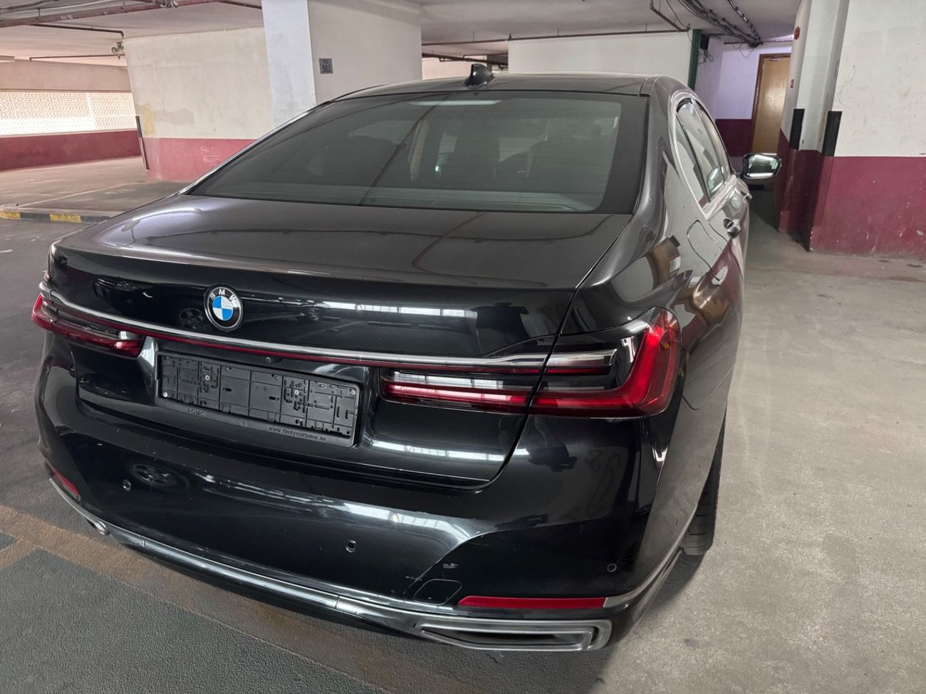 BMW 730Li Luxury M Sport Package 2.0L