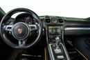 بورش بوكستر 718 Sport Chrono Package-Black Styling Package-Yellow Brake Callipers