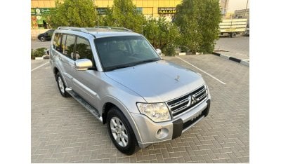 Mitsubishi Pajero MITSUBISHI PAJERO 2010