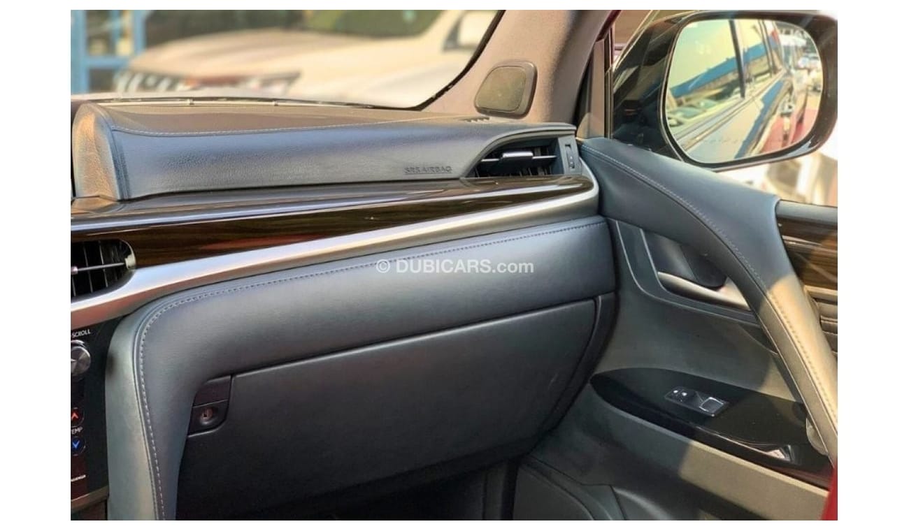 Lexus LX 570 Signature Black Edition