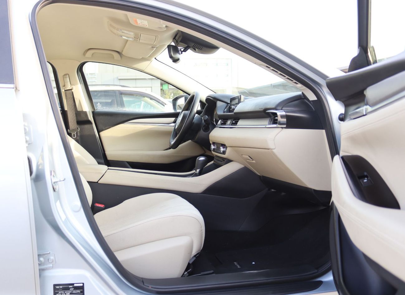 مازدا 6 مازدا 6 - 2023 - خليجى - بدون حوادث - محرك 2.5L- ممشى قليل - بحاله ممتازه