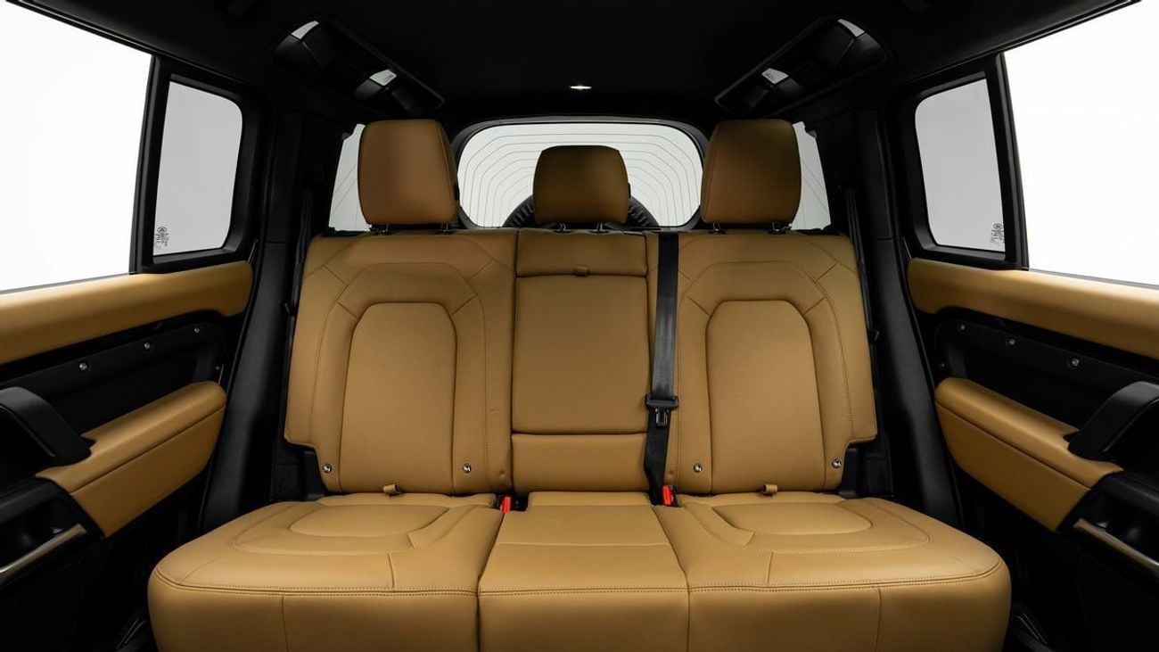 لاند روفر ديفندر X-Dynamic HSE P400e - 2026 - Euro Specs