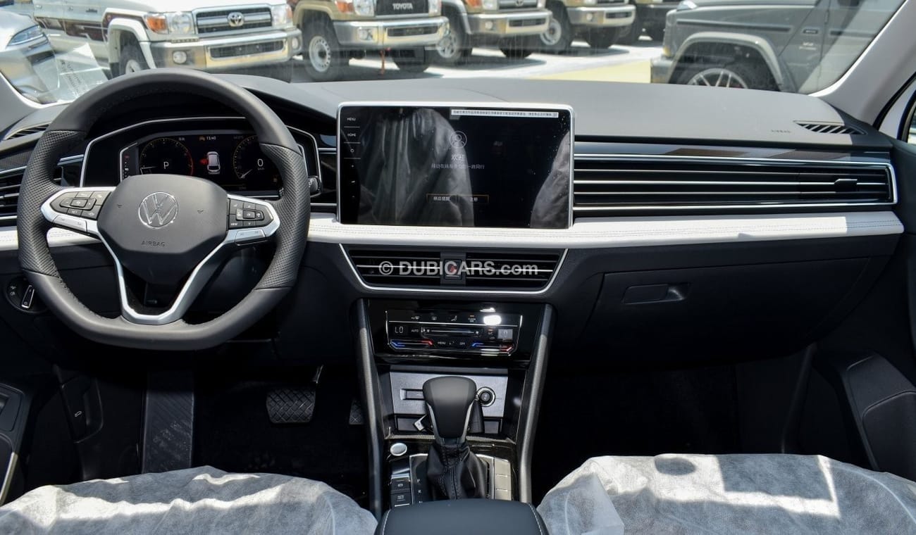 Volkswagen Tiguan VOLKSWAGEN TIGUAN 300 TSI 2WD | 2024