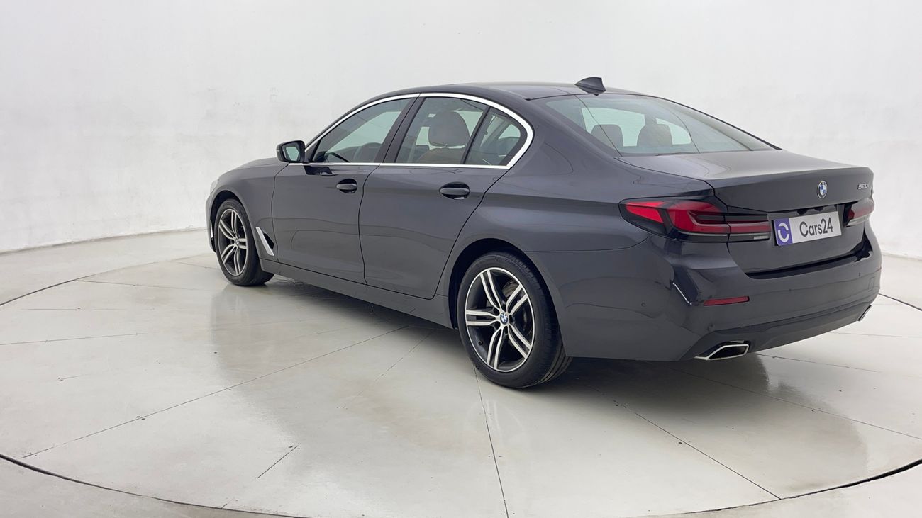 بي أم دبليو 520i 2023 JOY EDITION | AED 1942/Month | 0 DP | 30 Day Return | Warranty | Service History