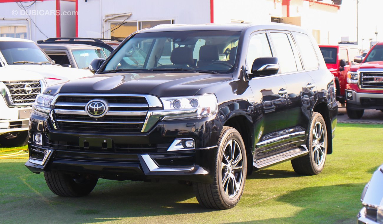 Toyota Land Cruiser VXR