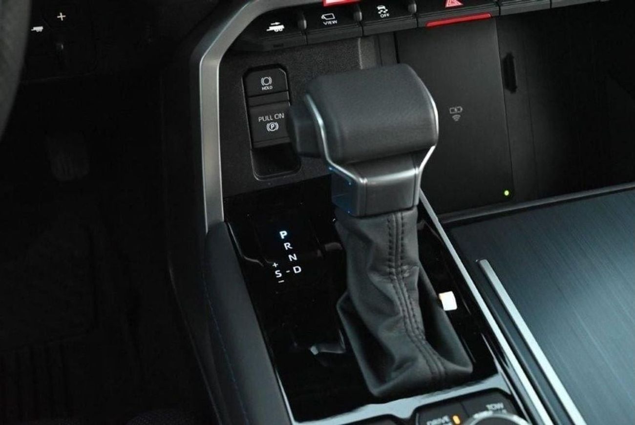 تويوتا سيكويا 2025 SEQUOIA PLATINUM I-FORCE HYBRID V6 3.5L 4WD 7-SEATER AT