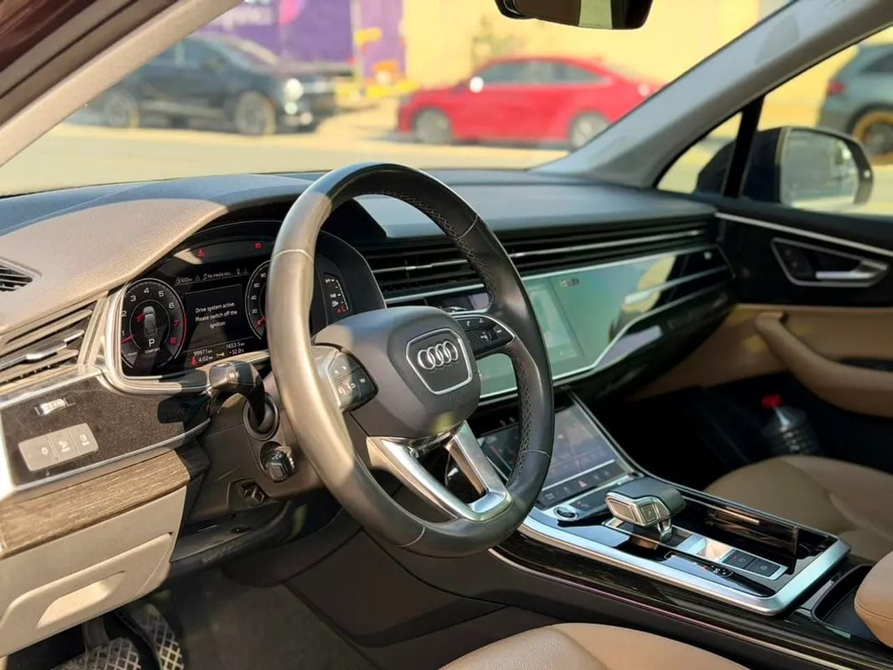 أودي Q7 55 TFSI quattro S Line 2.0L MORYA JESWANI CARS FOR USED AUTOMOBILE TRADING CO.L.L.C