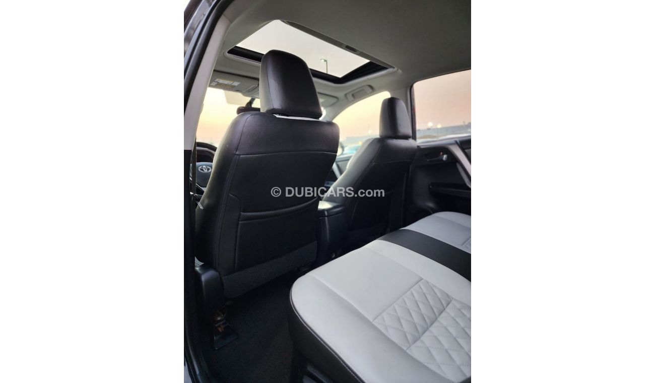 Toyota RAV4 Toyota Rav4 xle full option hybrid