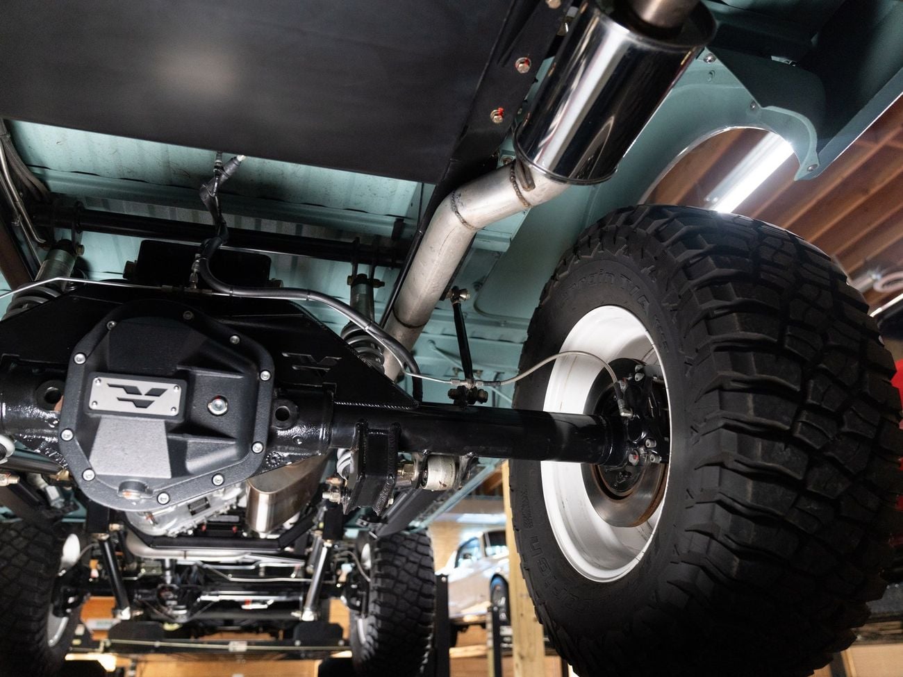 شيفروليه بليزر K5 Velocity Restorations LT1 10 Speed Pro Touring Restomod