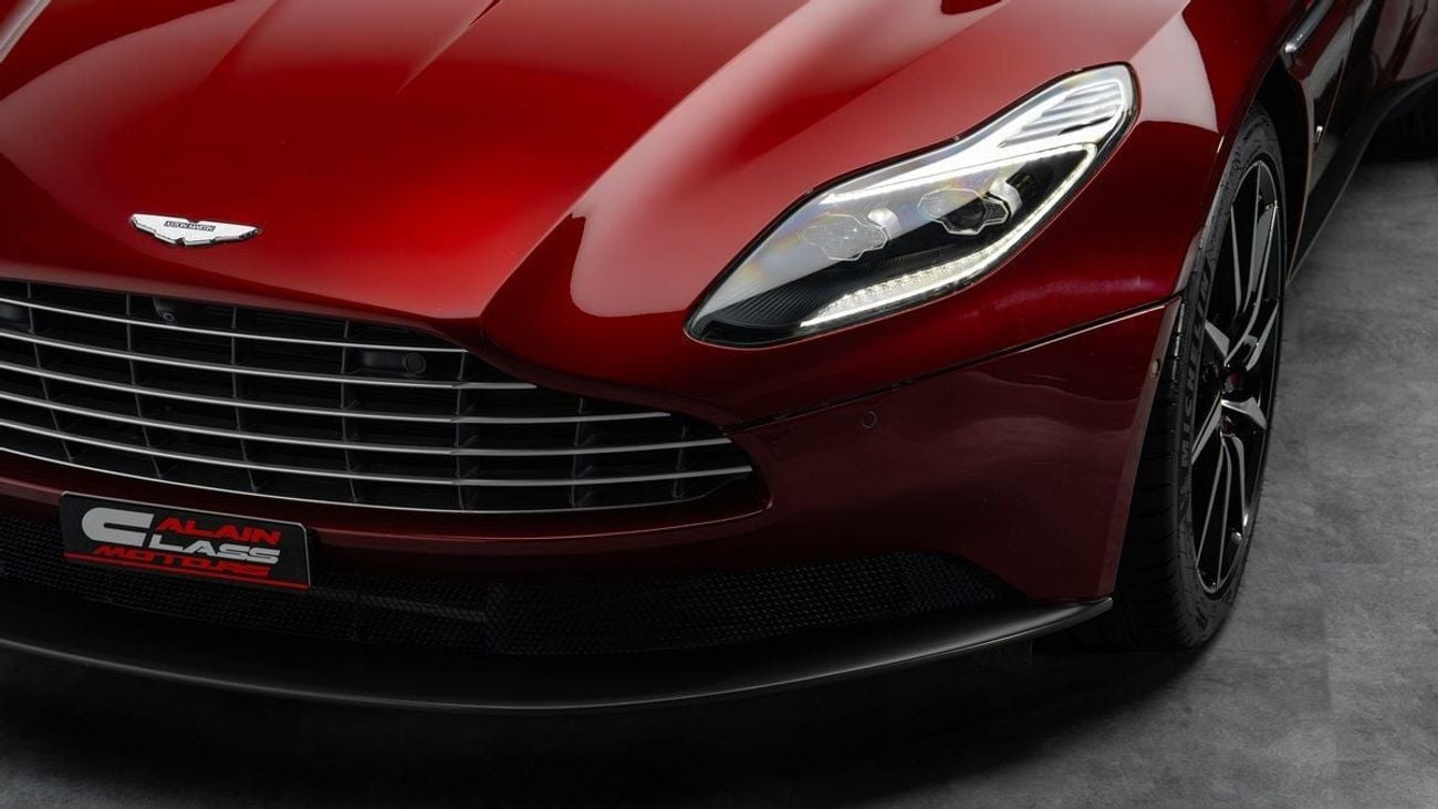 أستون مارتن DB11 V12 - Q Exclusive - 2018 - GCC