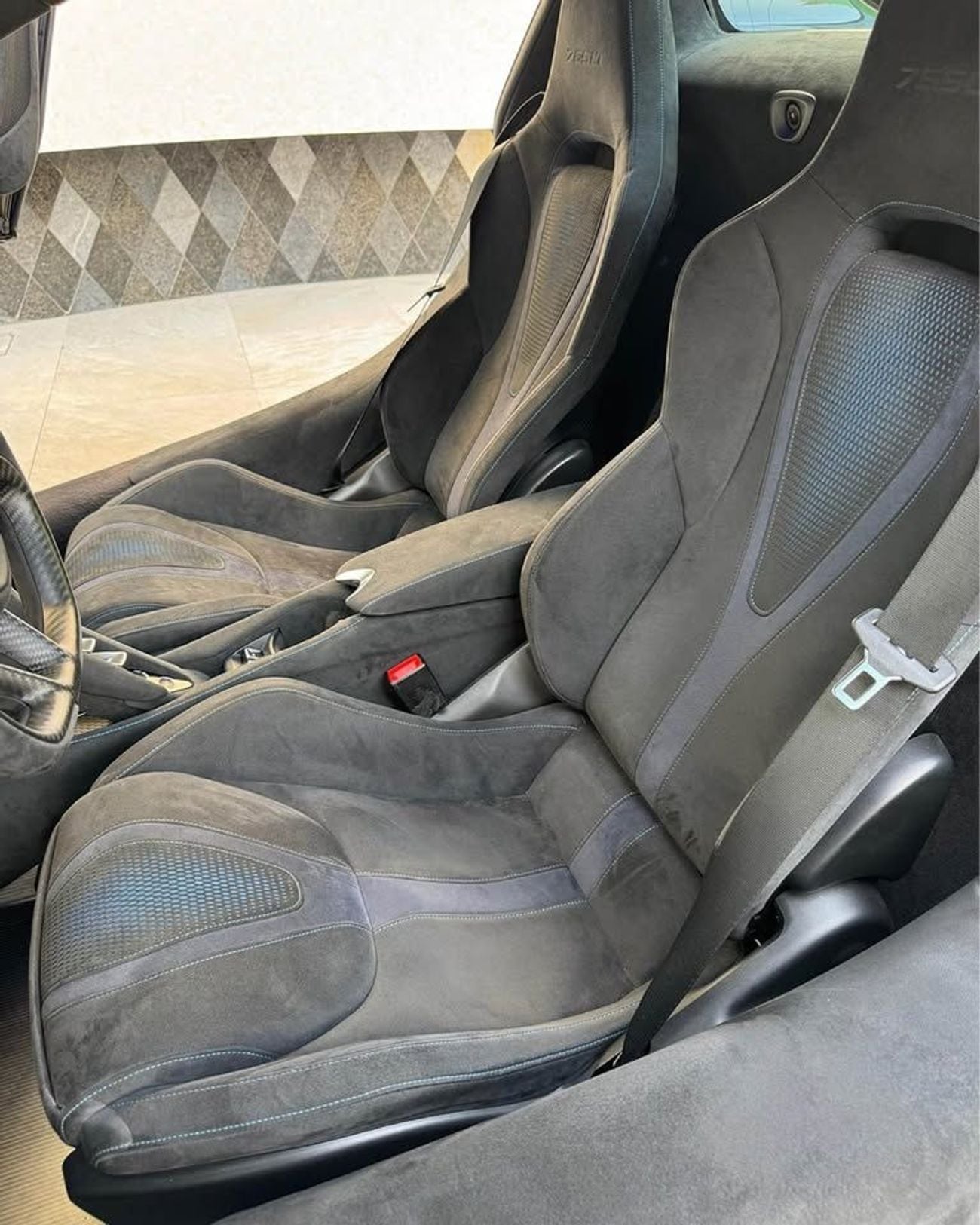 مكلارين 765LT Spider