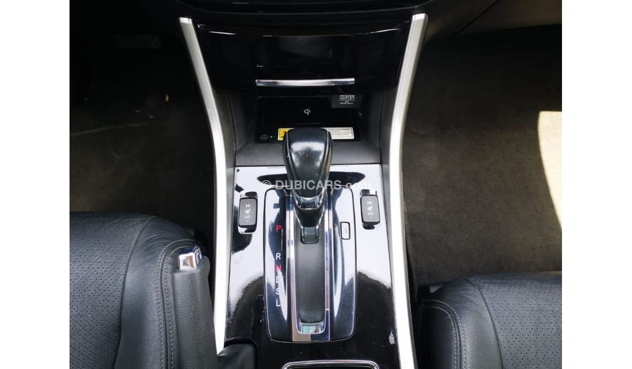 هوندا أكورد 2016 Honda Accord 2.4L V4 Touring | Tons of Features | Superb Condition