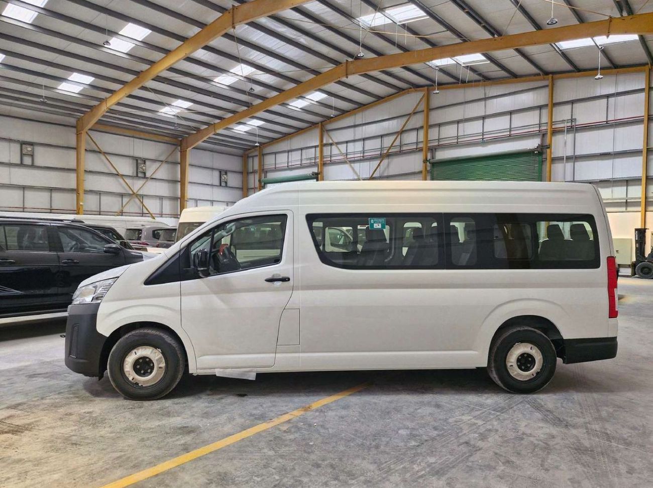 Toyota Hiace HIGH-ROOF, 3.5L V6, 24-VALVE DOHC, VVT-AT 2026 MODEL