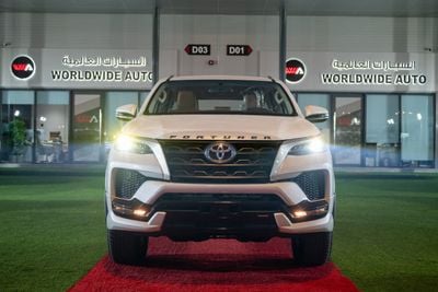 تويوتا فورتونر GX2 - 2.7 بنزين 4x4 SR5 - مكيف أوتوماتيكي