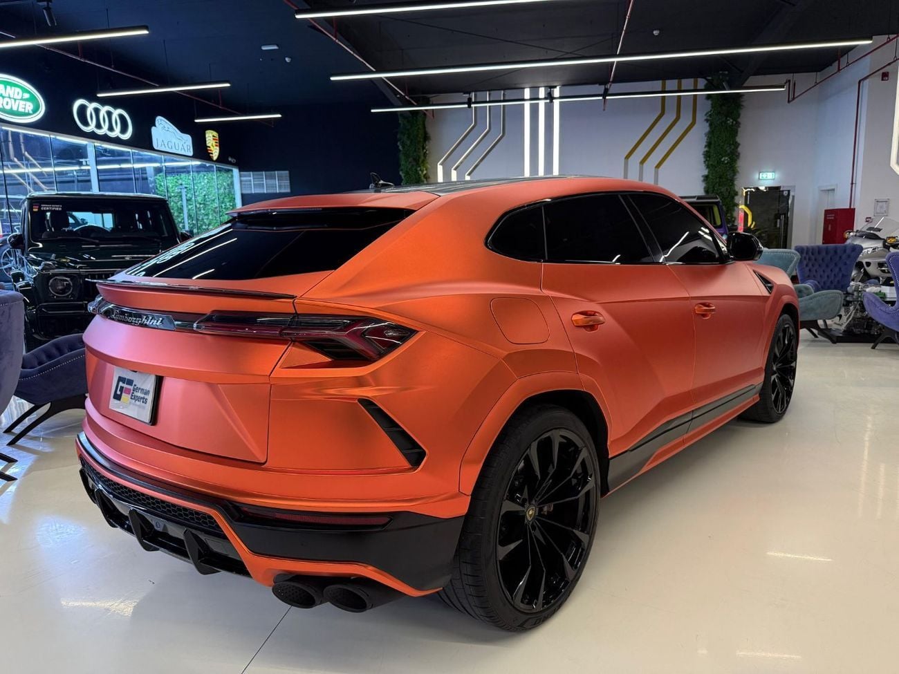 Lamborghini Urus STD 4.0T V8 2021 Graphity Capsule Urus / Under Warranty and Service Contract