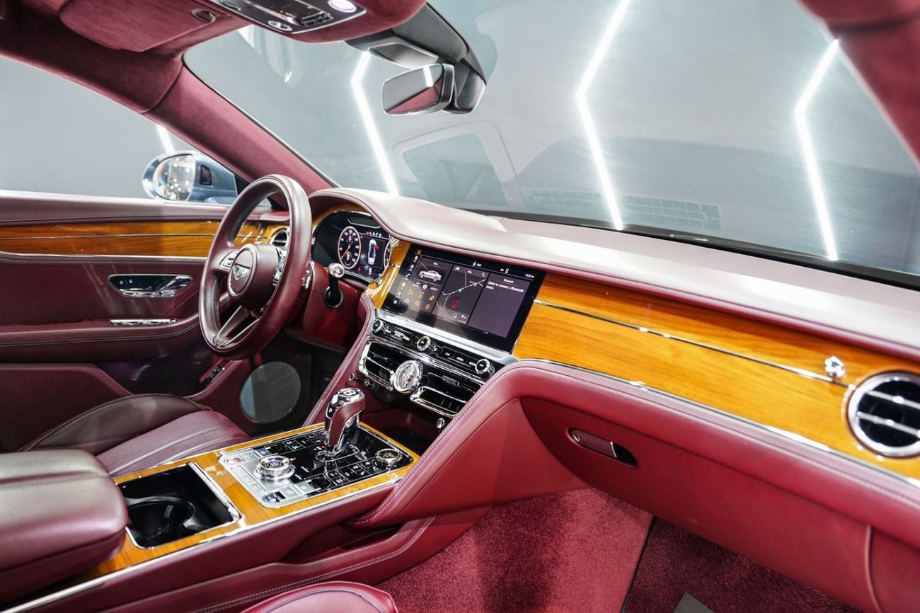 بنتلي فلاينج سبور V8 2021 Bentley Continental Flying Spur V8, Touring Specification, Picnic Tables, GCC Spec!!