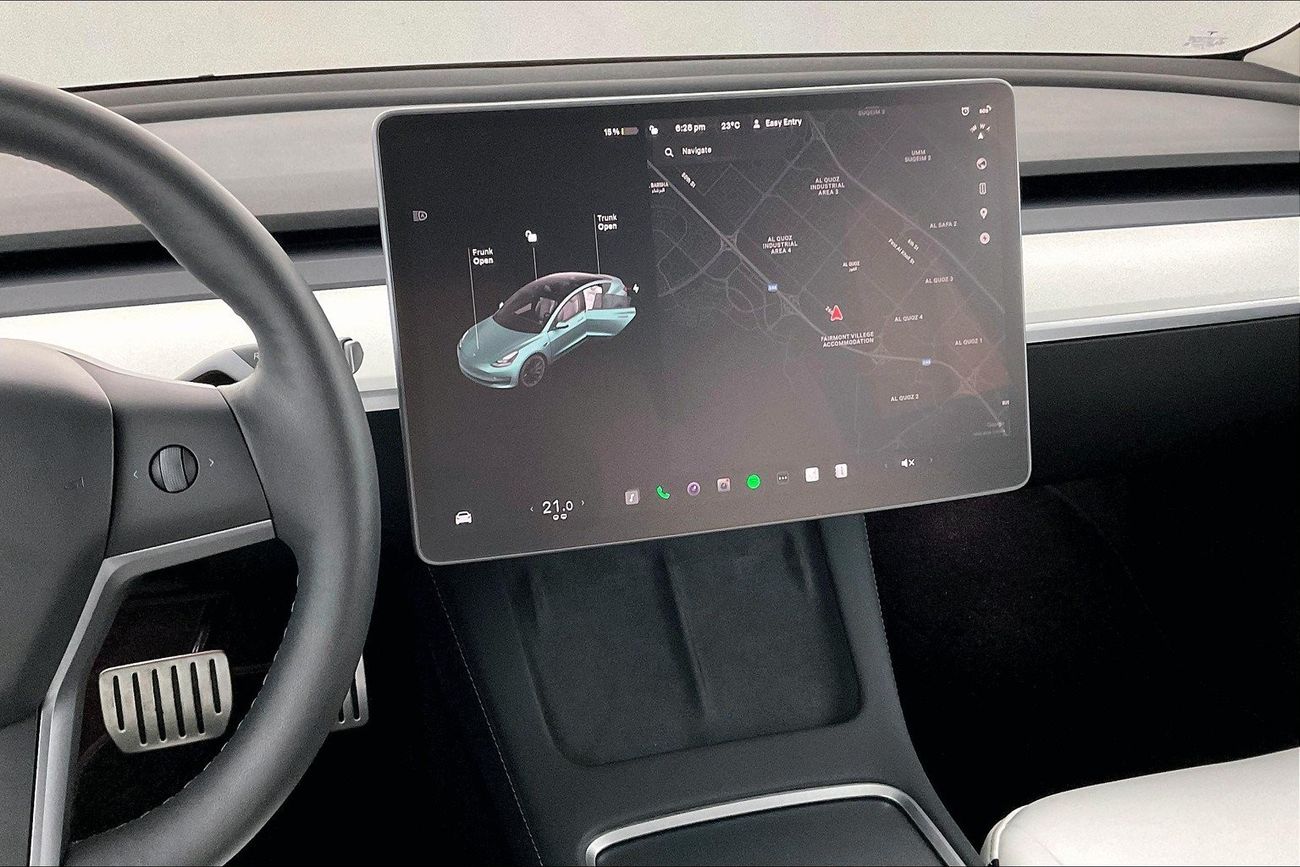 تسلا موديل 3 Performance (Dual Motor) | عرض العيد الحصري | خالية من أضرار الفيضانات