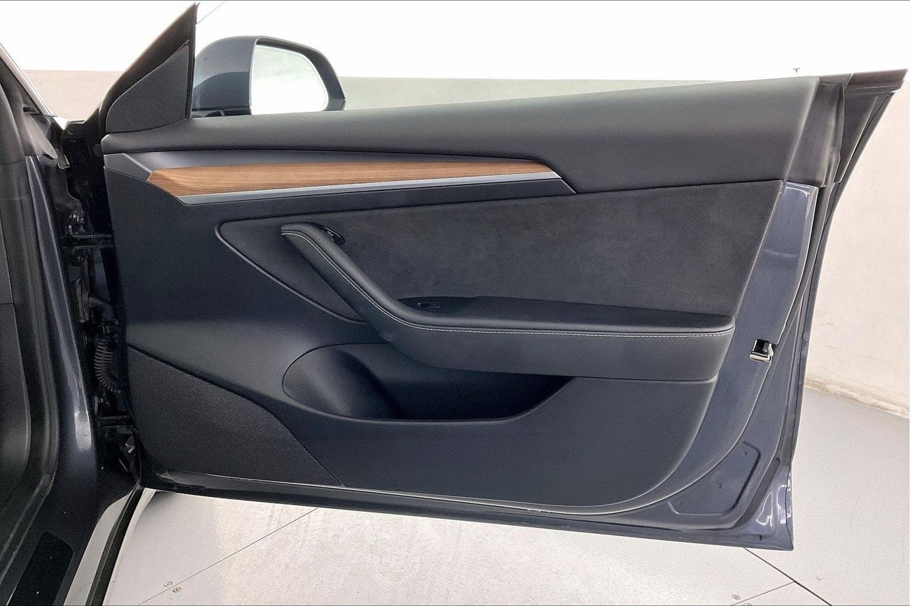 Tesla Model 3 Long Range (Dual Motor)| 1 year free warranty | Exclusive Eid offer