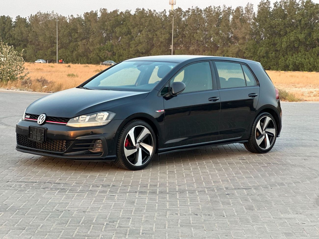 Volkswagen Golf GTI SE