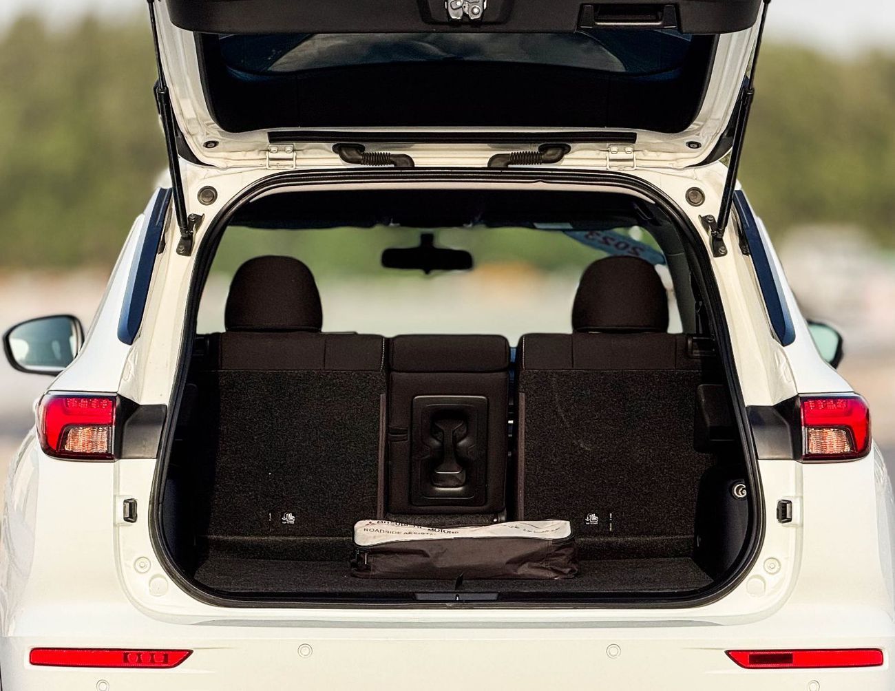 Mitsubishi Outlander Mitsubishi Outlander | 3.0 L | 2023 | GCC | Accident-Free |  In Excellent Condition | 1142 P.M