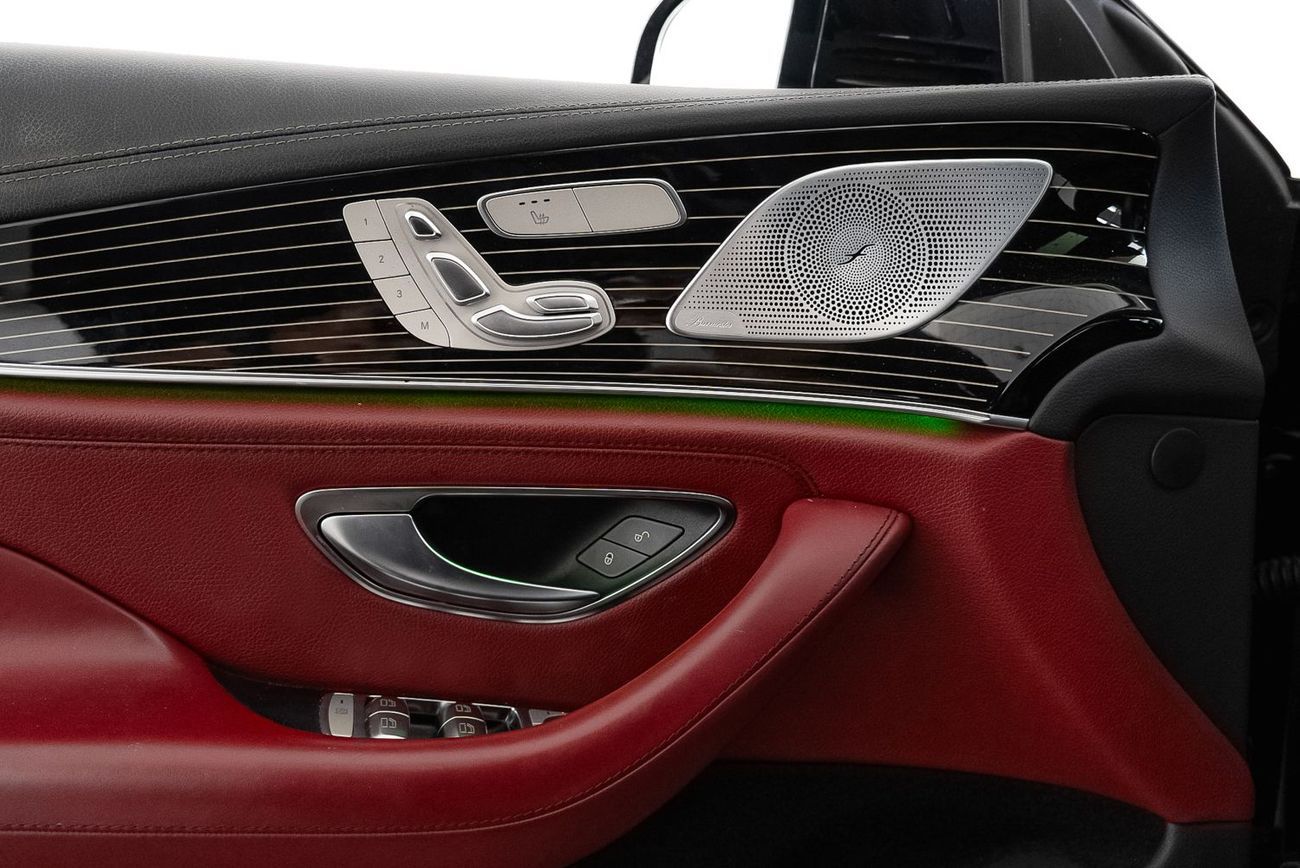 Mercedes-Benz CLS 350 Premium 2.0L (299 HP)