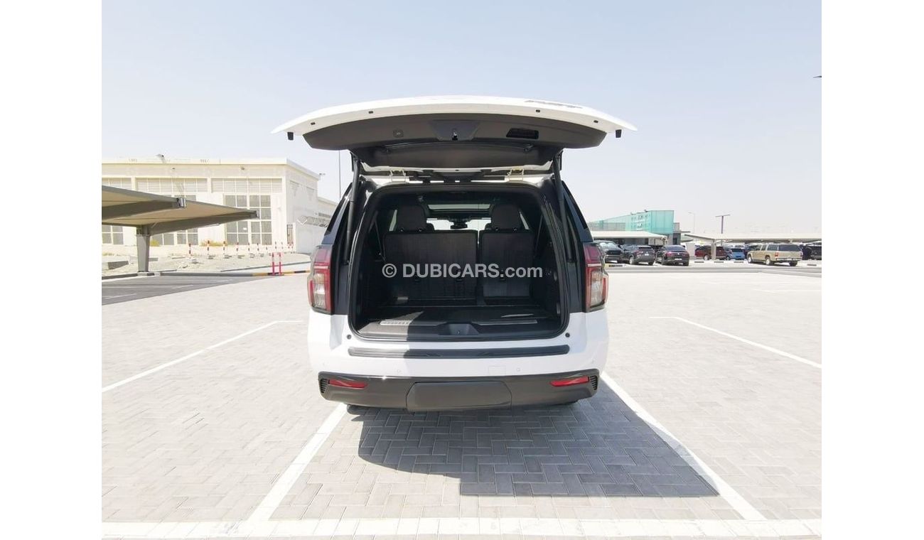 Chevrolet Tahoe Chevrolet Tahoe RST (Suburban) - 2023- White
