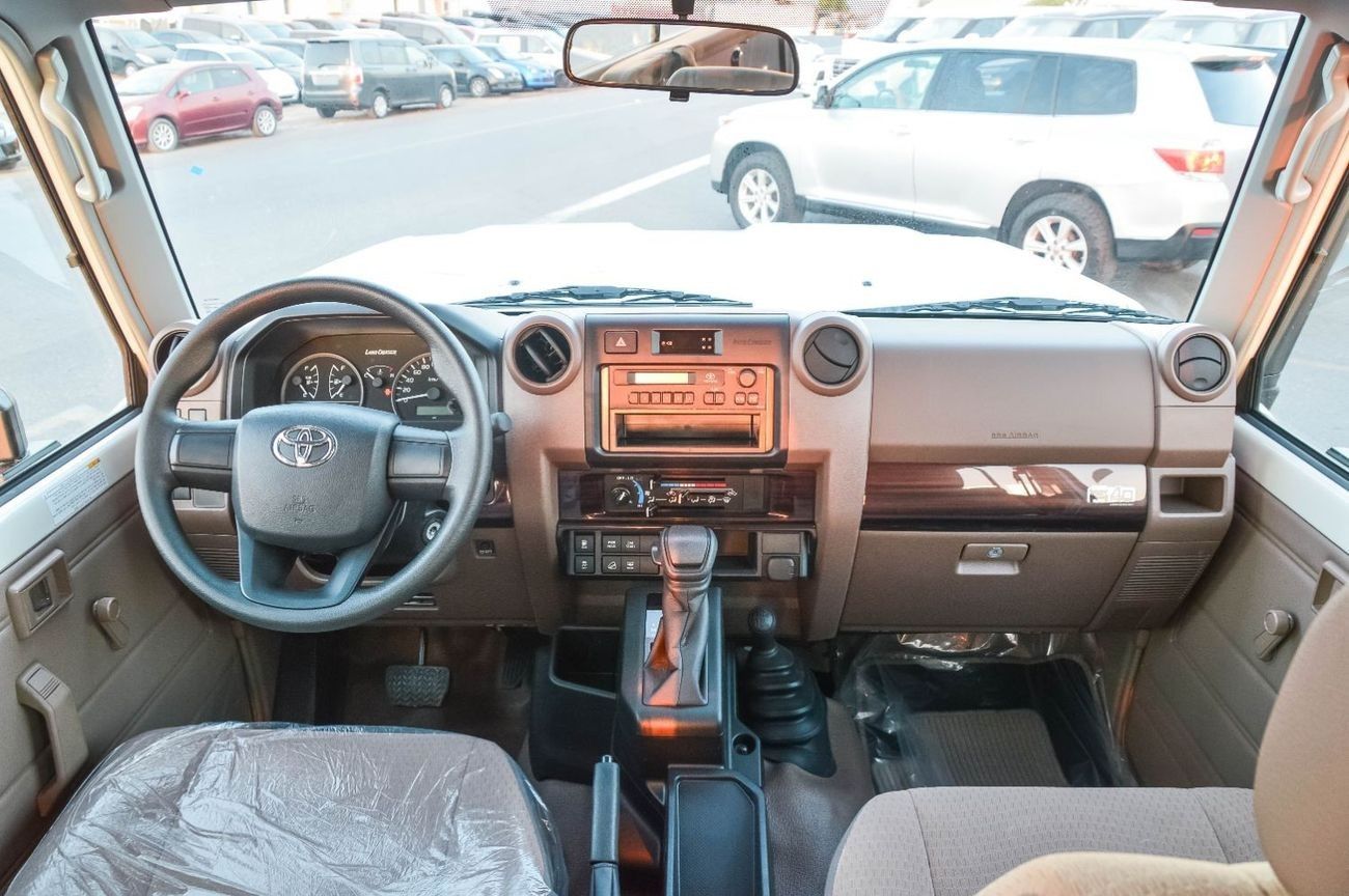 Toyota Land Cruiser 70 TOYOTA LAND CRUISER 78 2.8L AT 3 DOOR 4WD SUV 2025