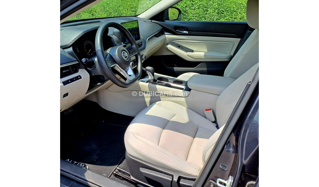 نيسان ألتيما SV
