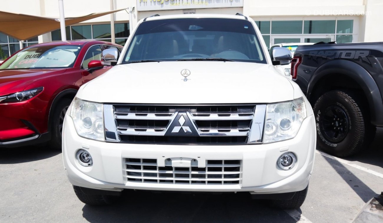 Mitsubishi Pajero GLS