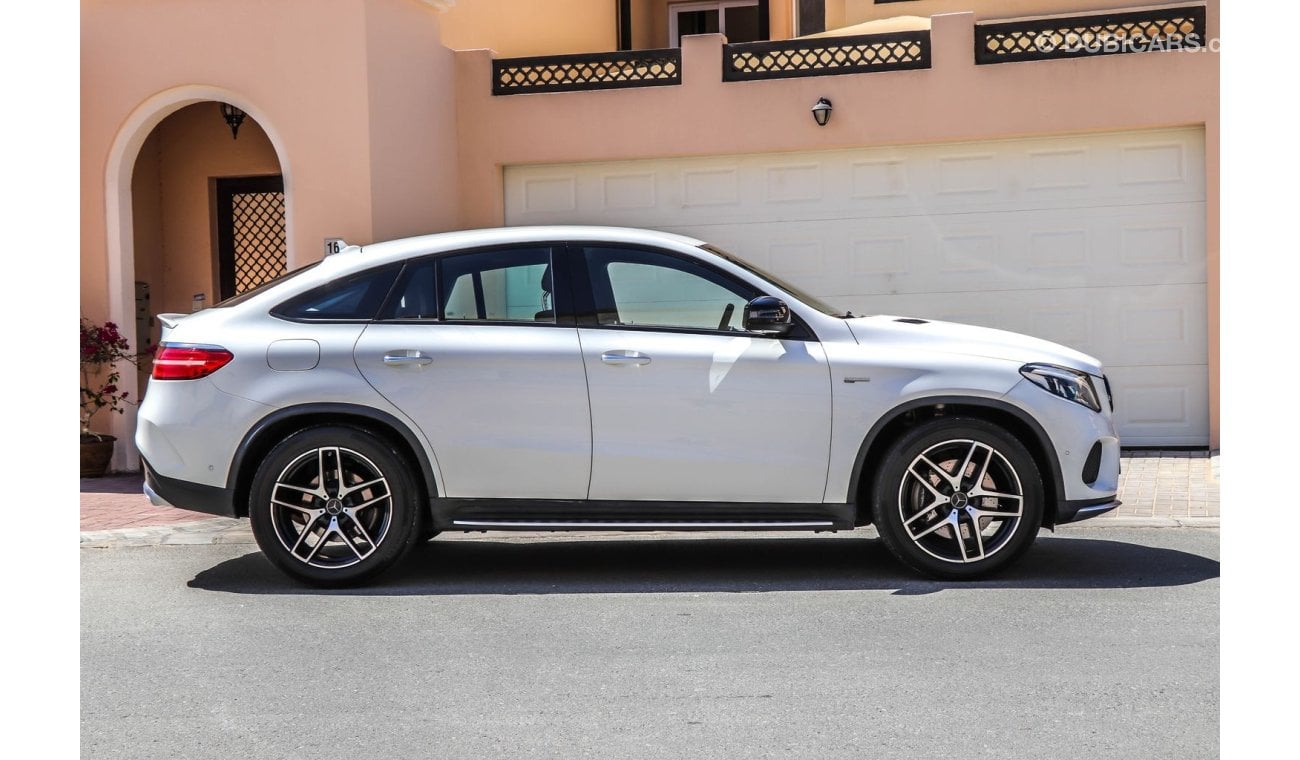 Mercedes-Benz GLE 43 AMG 2017 GCC under Agency Warranty with Zero Down-Payment.