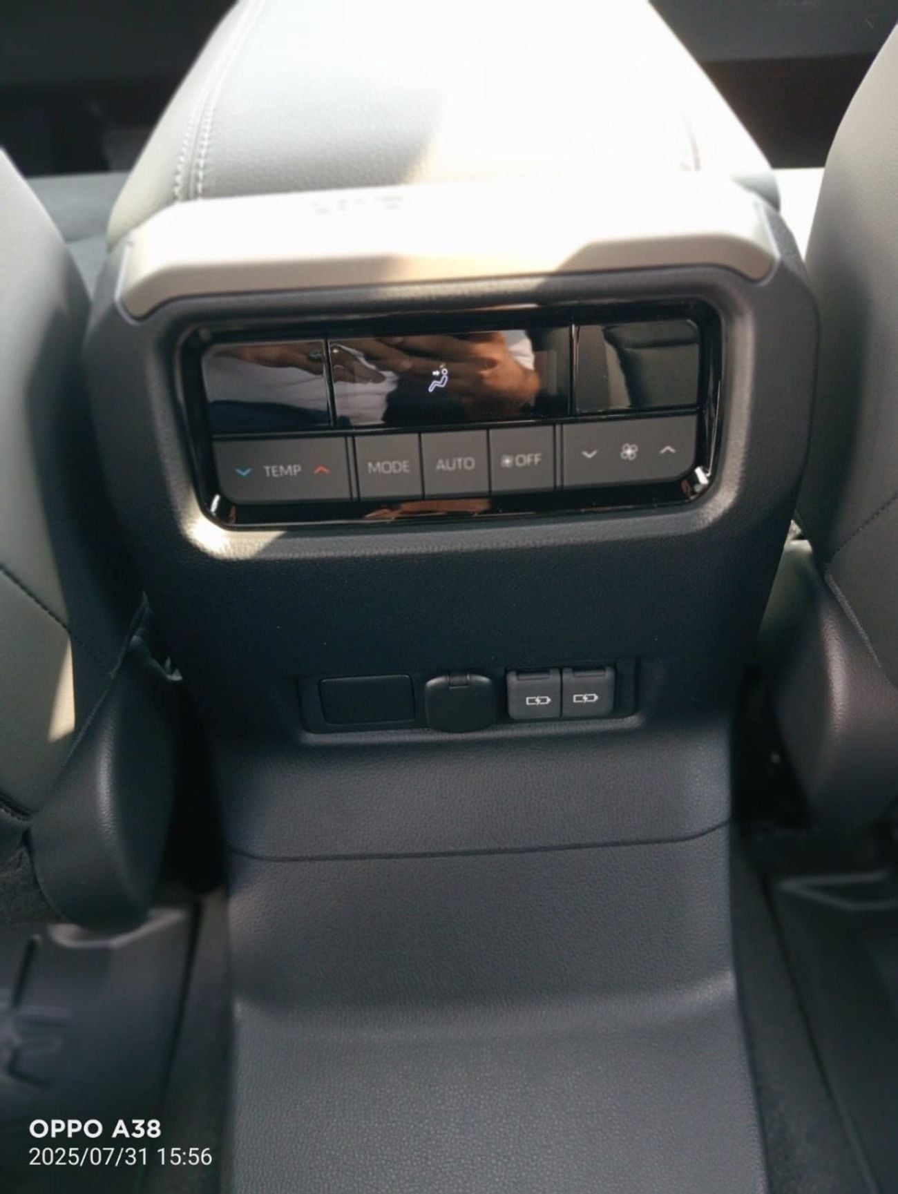Toyota Prado VXR Toyota Prado Premium Hybrid 2.4L 2025