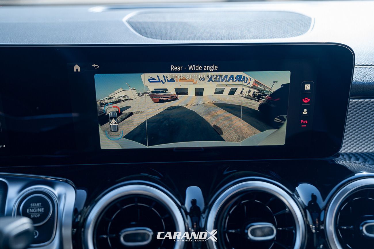 مرسيدس بنز GLB 200 Mercedes-Benz GLB 200 1.3 TURBO 2024